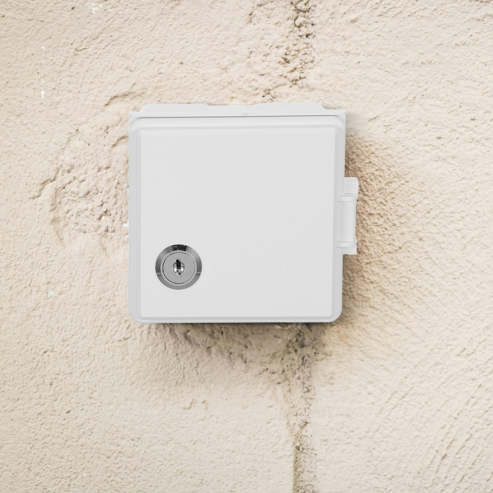 Wodoodporna osłona gniazdka z  – Outdoor Power Socket recenzja i cena