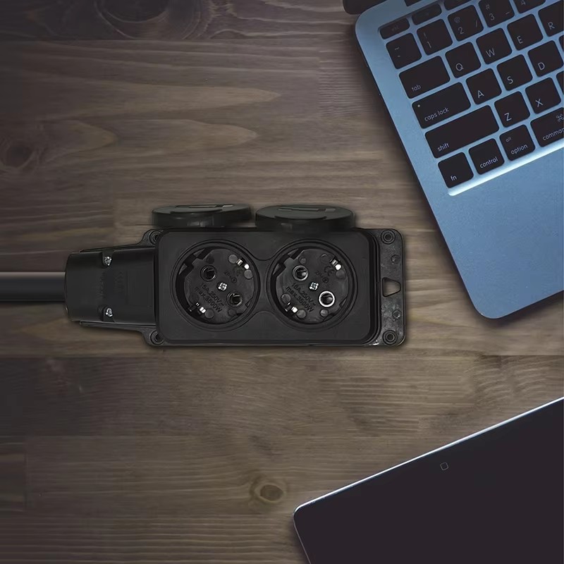 Kabel rozładowujący Feyree V2L – Outdoor Power Socket recenzja i cena